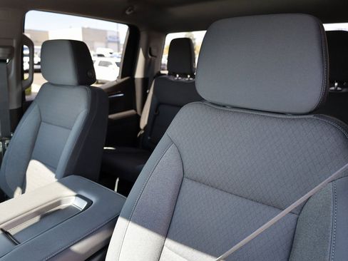 New 2026 GMC Sierra 1500 Elevation image 17