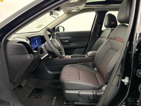 New 2026 Nissan Kicks SR w/ SR Premium Package image 14