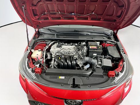 Used 2021 Toyota Corolla LE FWD image 30
