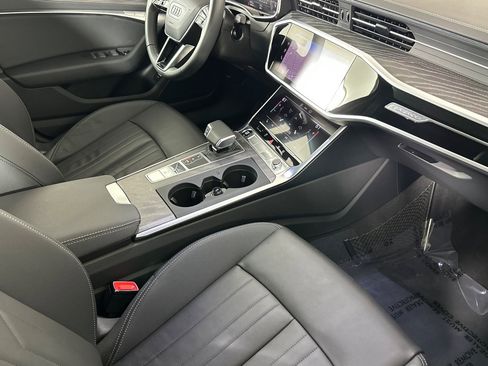 Used 2025 Audi A6 3.0T Premium image 14