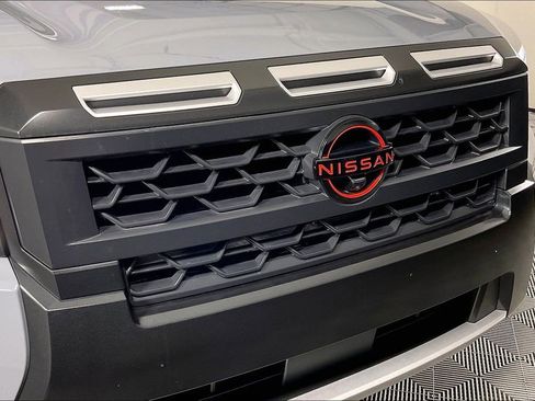 Certified 2025 Nissan Frontier Pro-X w/ Pro Convenience Package image 38