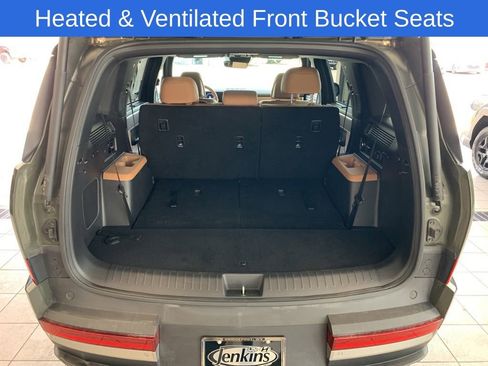 Used 2024 Hyundai Santa Fe Limited image 17