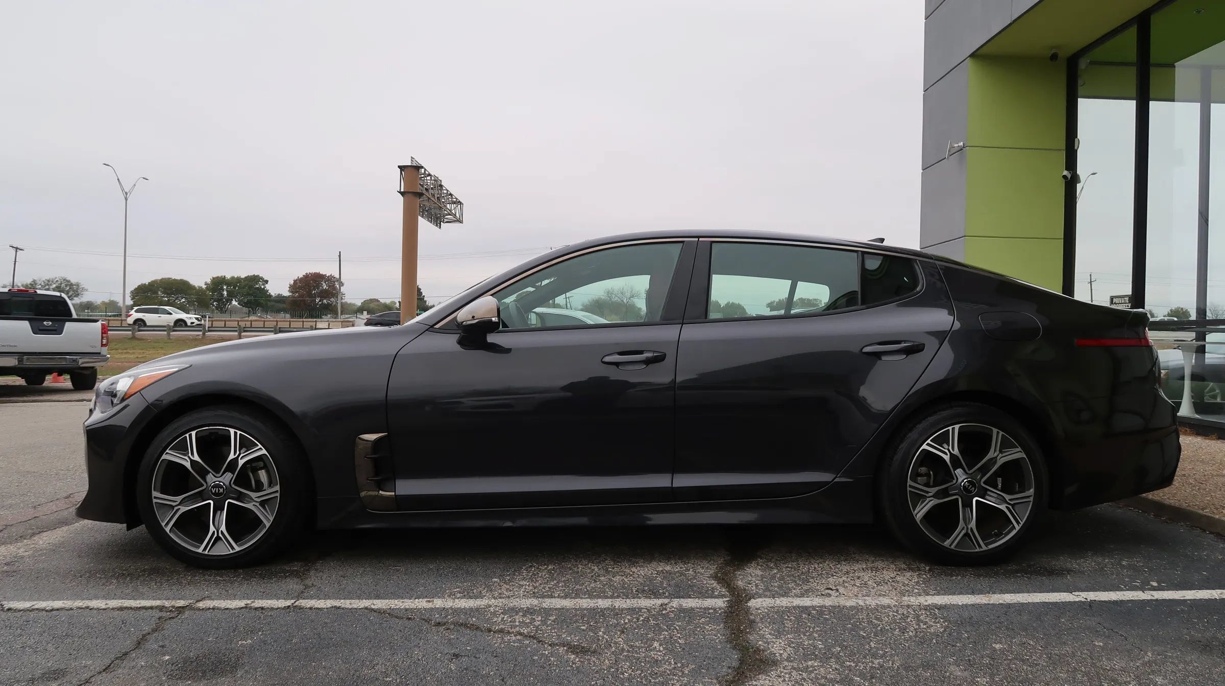 Used 2020 Kia Stinger GT-Line w/ Sun & Sound Package RWD image 7