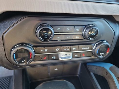Used 2023 Ford Bronco Wildtrak AWD/4WD image 20