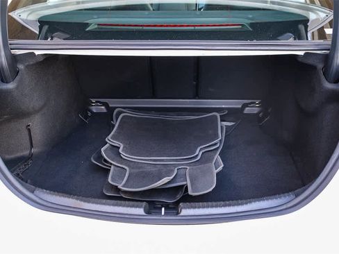 Used 2023 Mercedes-Benz C 300 Sedan image 24