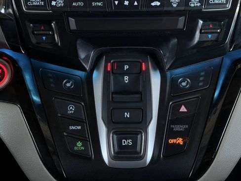Used 2023 Honda Odyssey Touring image 38