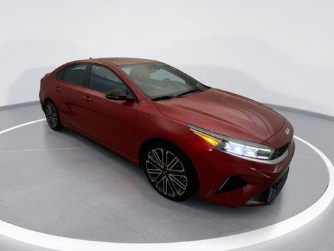 Used 2022 Kia Forte GT image 1