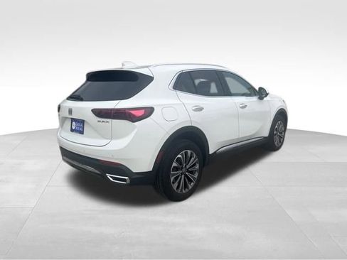 Used 2025 Buick Envision Preferred image 8