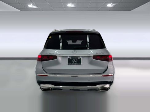 New 2026 Mercedes-Benz Maybach GLS 600 4MATIC image 9