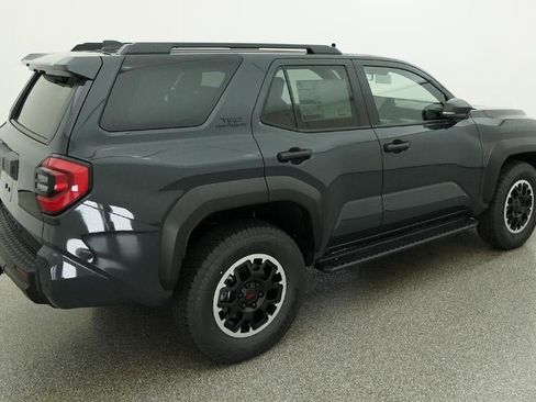 New 2026 Toyota 4Runner TRD Off-Road Premium AWD/4WD image 9
