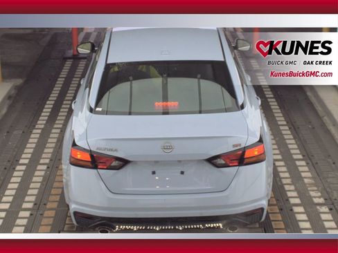 Used 2025 Nissan Altima 2.5 SR image 7