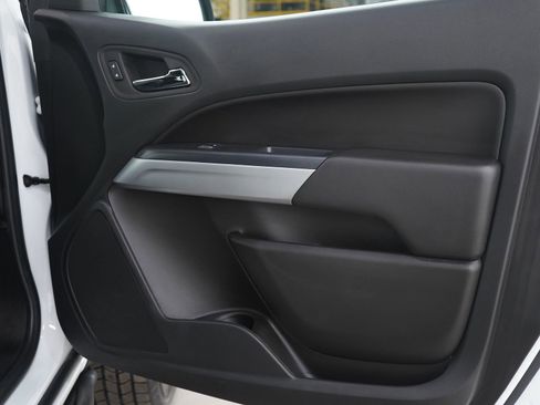 Used 2022 Chevrolet Colorado ZR2 image 9