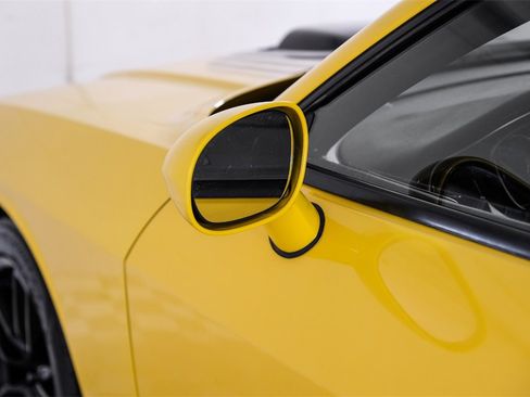 Used 2017 Dodge Challenger R/T image 33