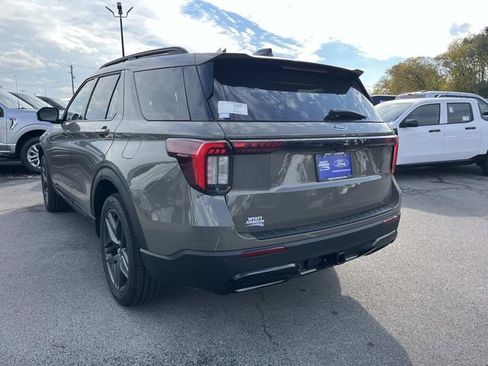 New 2026 Ford Explorer ST-Line w/ ST-Line Street Pack image 5