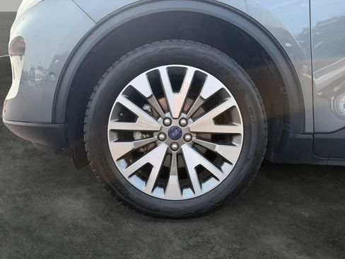 Used 2021 Ford Escape Titanium AWD/4WD image 4