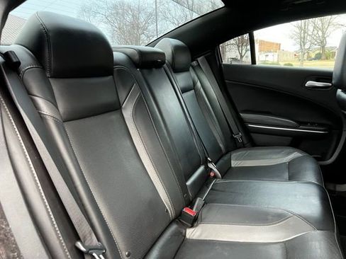 Used 2021 Dodge Charger SXT w/ Leather Interior Group image 18