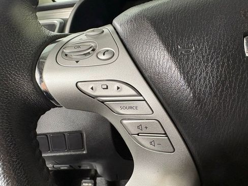 Used 2016 Nissan Murano SV image 23