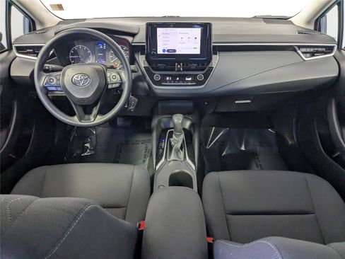 Used 2023 Toyota Corolla LE image 29