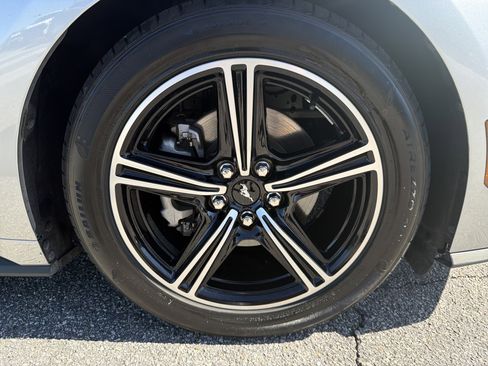 Used 2025 Ford Mustang Premium RWD image 22