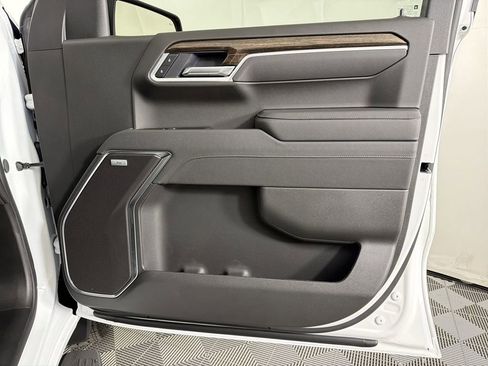 New 2026 GMC Sierra 1500 Elevation w/ Elevation Premium Package image 12