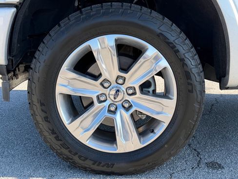 Used 2019 Ford F150 Platinum image 11