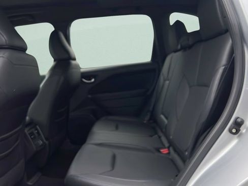 Used 2025 Subaru Forester Limited AWD/4WD image 10