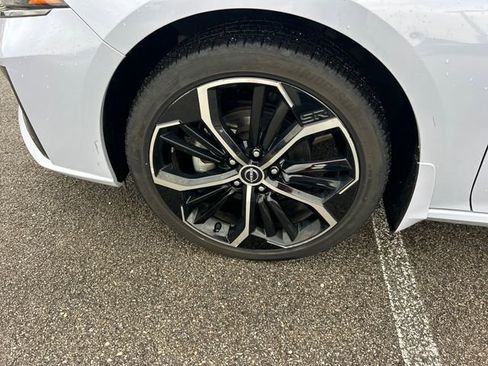 Used 2025 Nissan Altima 2.5 SR image 47