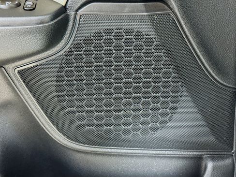 Used 2019 Honda CR-V EX image 21