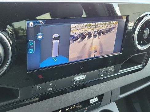 New 2025 Mercedes-Benz Sprinter 2500 image 22