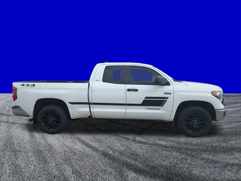 Used 2020 Toyota Tundra SR5 w/ SR5 Upgrade Package image 3