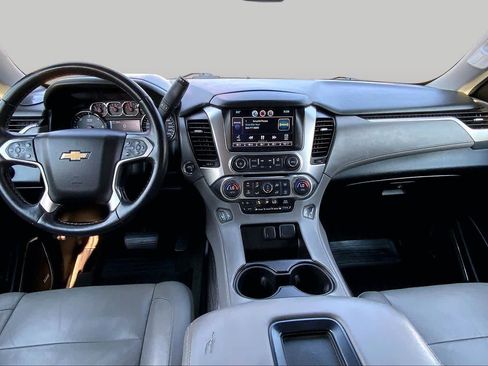 Used 2015 Chevrolet Suburban LT AWD/4WD image 16