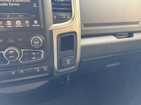 Used 2017 RAM 1500 Big Horn image 35
