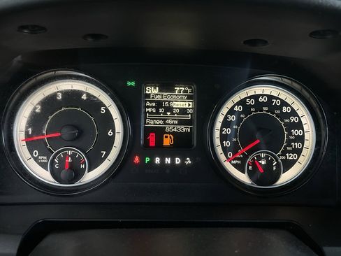 Used 2018 RAM 1500 Tradesman w/ Popular Equipment Group image 29