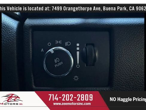 Used 2019 Jeep Grand Cherokee Limited w/ Luxury Group II image 36