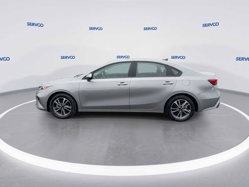 Used 2024 Kia Forte LXS FWD image 5