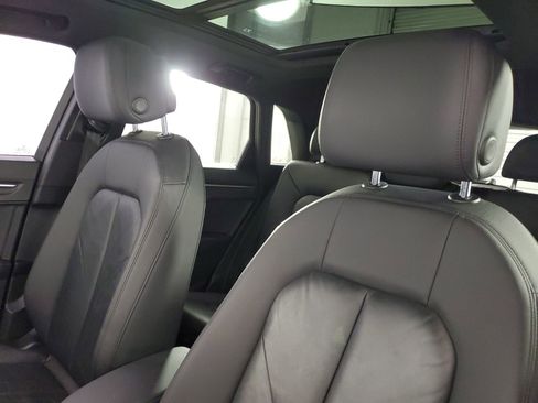 Used 2020 Audi Q3 2.0T Premium w/ Convenience Package image 30