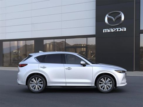 New 2025 MAZDA CX-5 Signature image 5