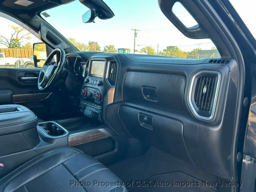 Used 2021 Chevrolet Silverado 2500 High Country w/ Technology Package AWD/4WD image 30