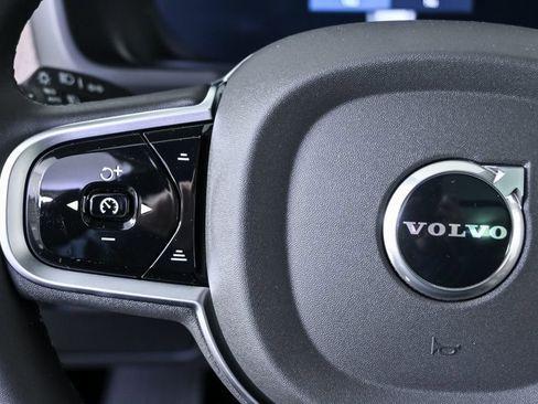 New 2026 Volvo XC90 B6 Plus w/ Protection Package Premier AWD/4WD image 10