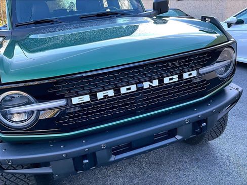 Used 2024 Ford Bronco Wildtrak image 28