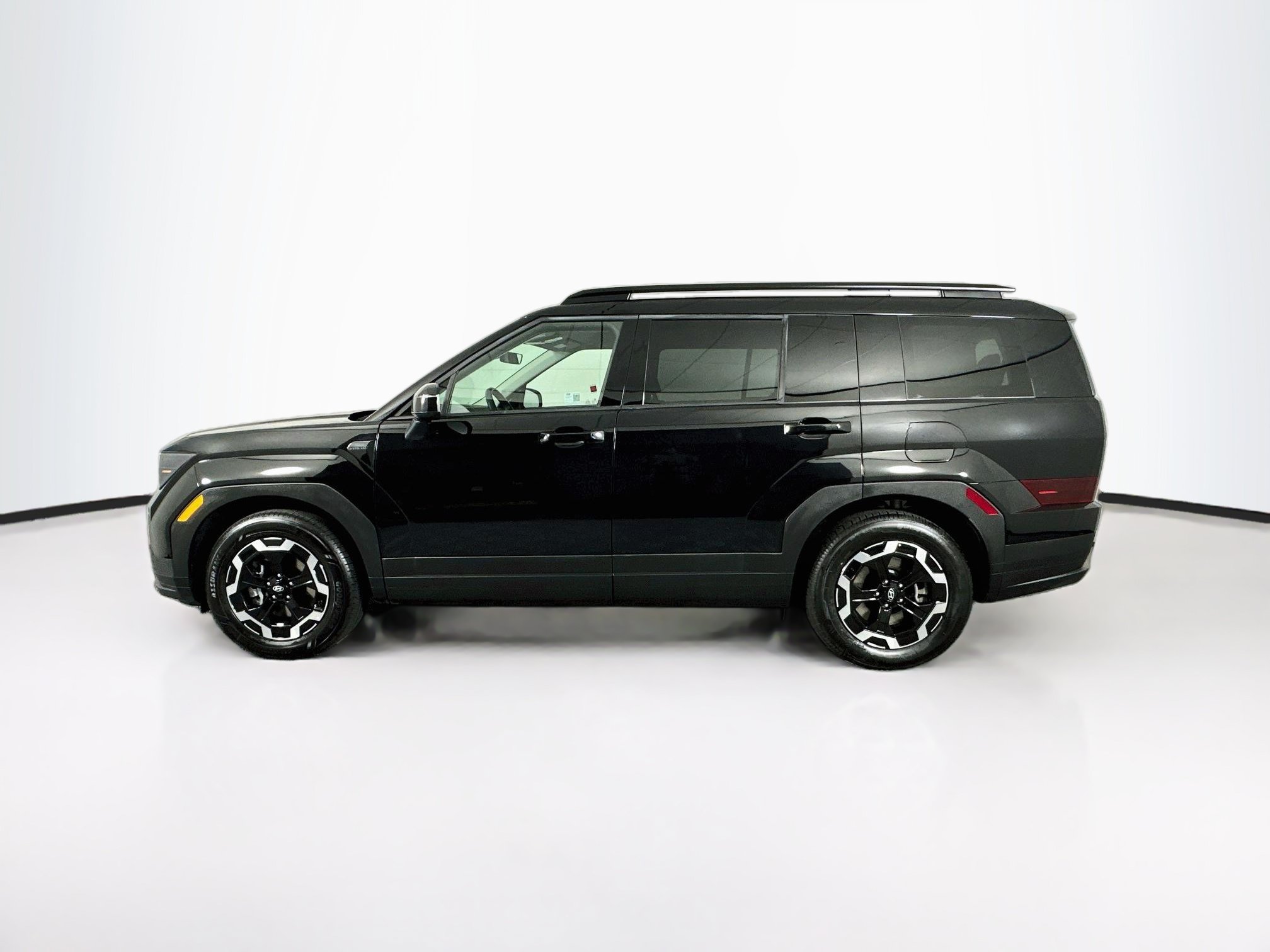 Used 2026 Hyundai Santa Fe SEL AWD/4WD image 4