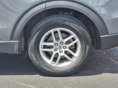 Certified 2025 Ford Explorer Active w/ Active Comfort Package RWD image 10