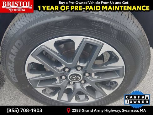 Used 2022 Toyota Tundra Limited AWD/4WD image 14