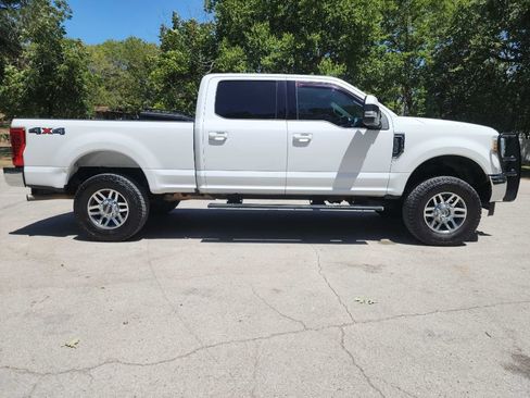 Used 2019 Ford F250 Lariat w/ Lariat Value Package AWD/4WD image 16