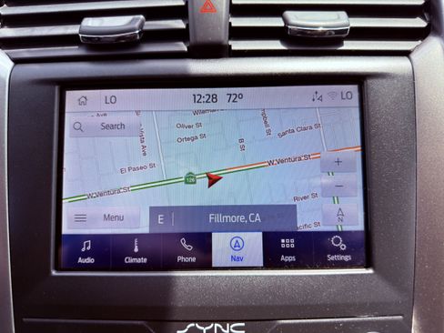 Used 2020 Ford Fusion SE FWD image 35