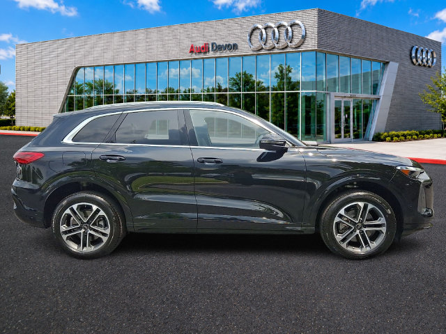 Certified 2025 Audi Q5 Premium w/ Convenience Package AWD/4WD image 7