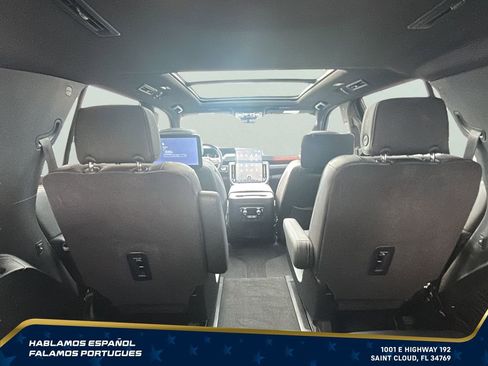 Certified 2026 GMC Yukon Denali w/ Denali Reserve Package AWD/4WD image 32