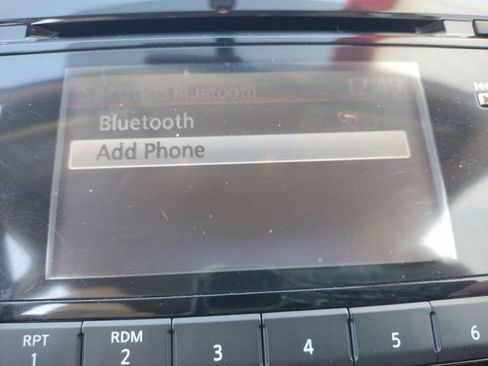 Used 2016 Nissan Rogue SV image 35