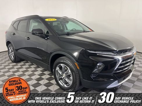 Certified 2023 Chevrolet Blazer LT w/ Convenience Package AWD/4WD image 1
