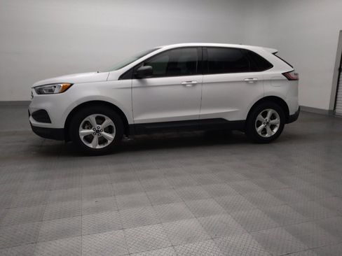 Used 2019 Ford Edge SE FWD image 2